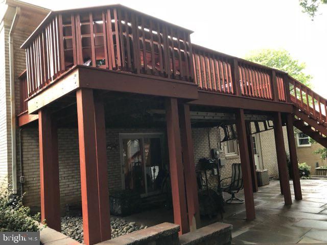 6125 BEECH TREE DR, Alexandria, VA 22310