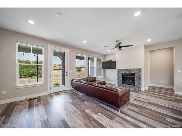 461 Hideaway Ct, Castle Rock, CO 80104