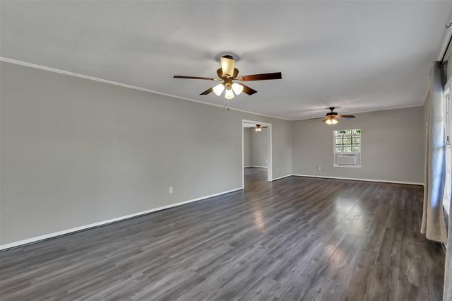 30703 Nichols Sawmill Road, Magnolia, TX 77355
