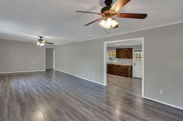 30703 Nichols Sawmill Road, Magnolia, TX 77355