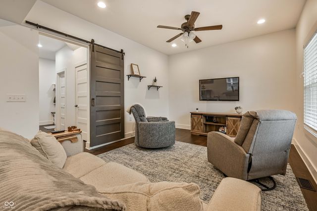 232 N Oriental Street, Indianapolis, IN 46202