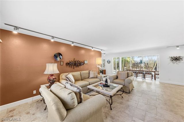 4772 West BLVD E102, Naples, FL 34103