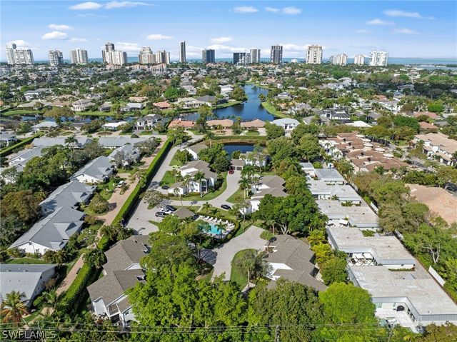 4772 West BLVD E102, Naples, FL 34103