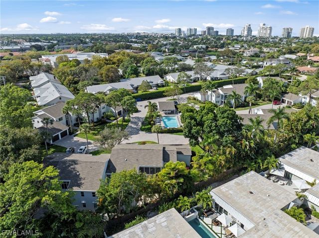 4772 West BLVD E102, Naples, FL 34103