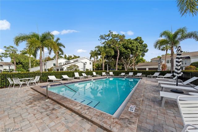 4772 West BLVD E102, Naples, FL 34103
