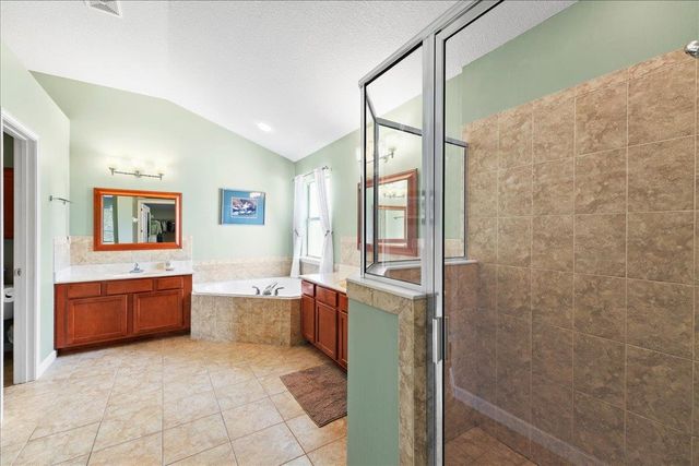 880 E Red House Branch Rd, St Augustine, FL 32084