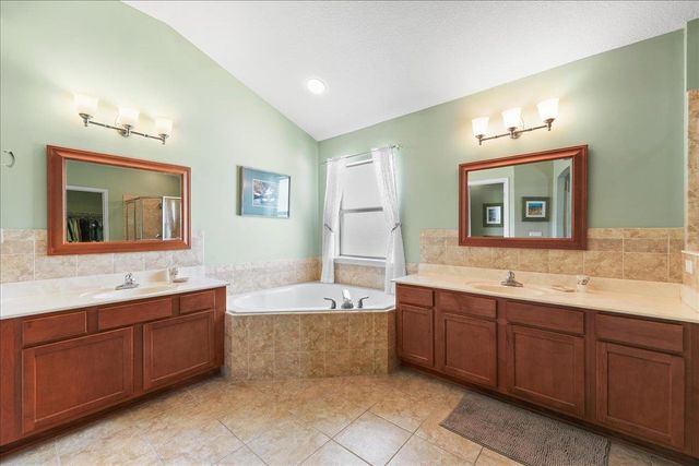880 E Red House Branch Rd, St Augustine, FL 32084