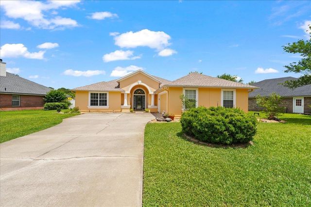 880 E Red House Branch Rd, St Augustine, FL 32084
