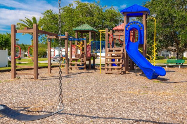 880 E Red House Branch Rd, St Augustine, FL 32084