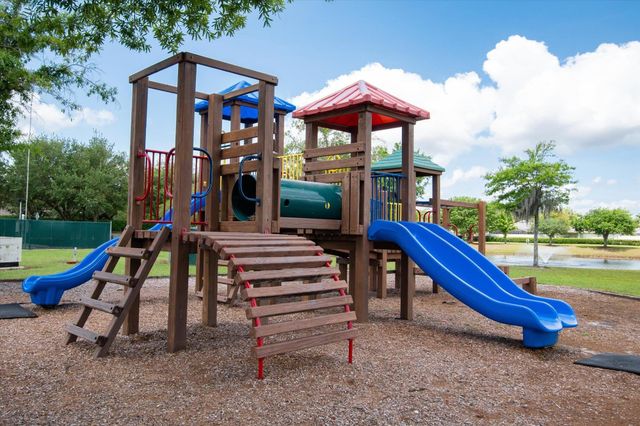 880 E Red House Branch Rd, St Augustine, FL 32084