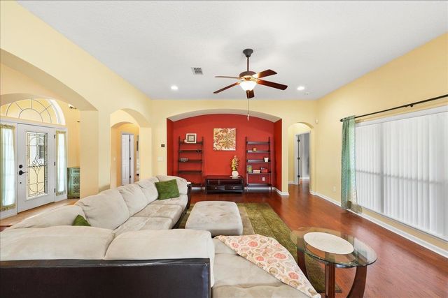 880 E Red House Branch Rd, St Augustine, FL 32084