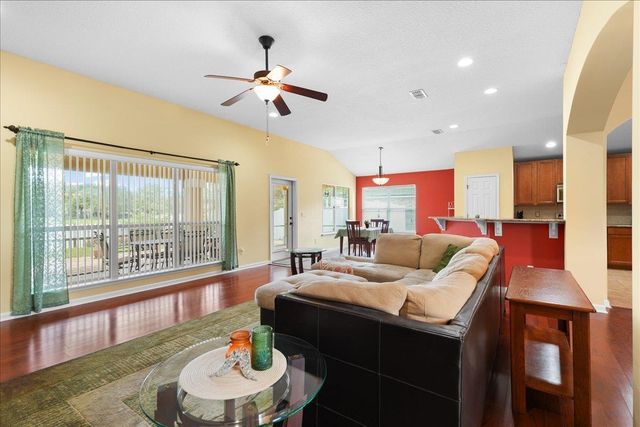 880 E Red House Branch Rd, St Augustine, FL 32084