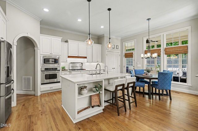 802 Landuff Court, Cary, NC 27519