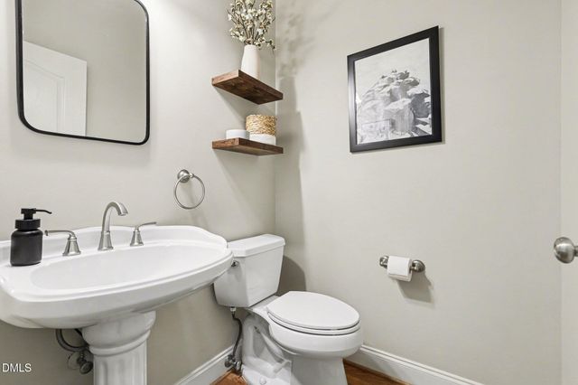 802 Landuff Court, Cary, NC 27519