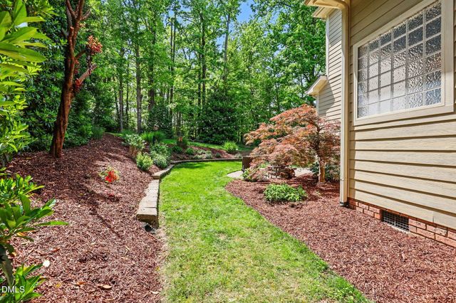 802 Landuff Court, Cary, NC 27519