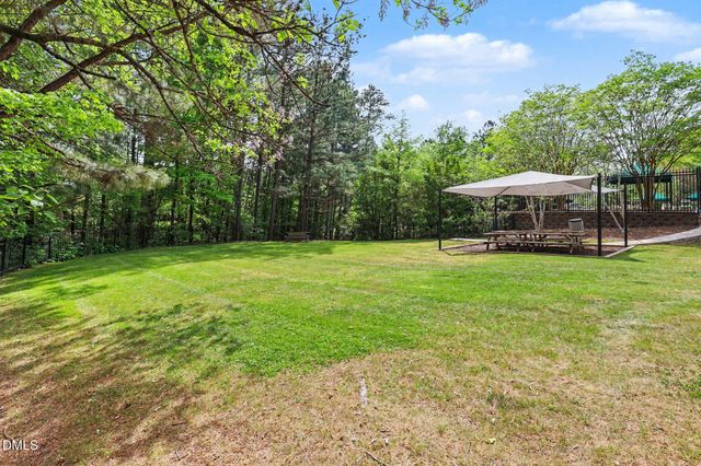 802 Landuff Court, Cary, NC 27519