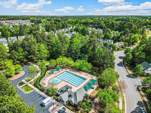 802 Landuff Court, Cary, NC 27519