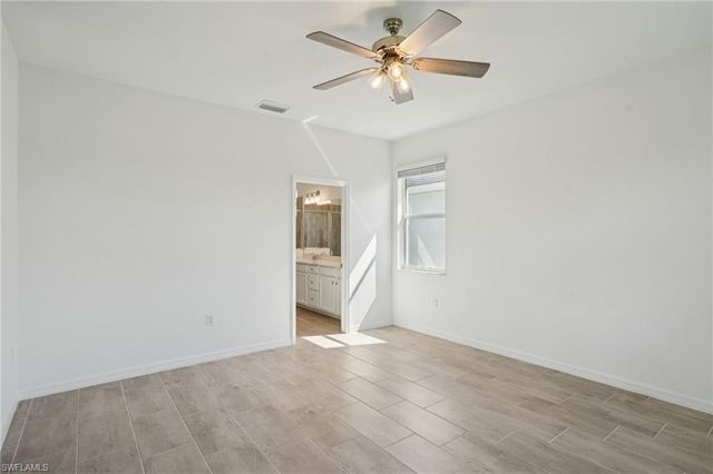 2445 Orchard ST, Naples, FL 34120