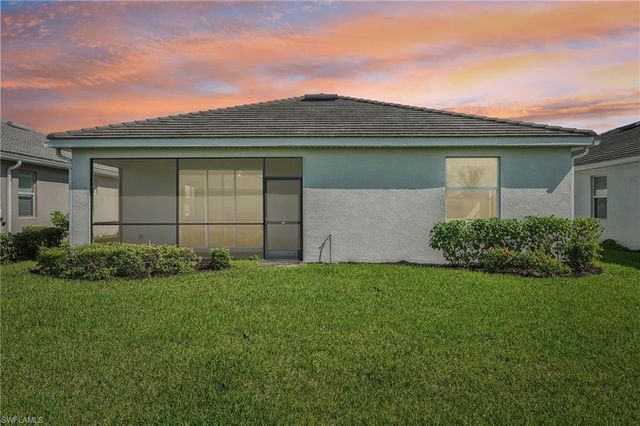 2445 Orchard ST, Naples, FL 34120