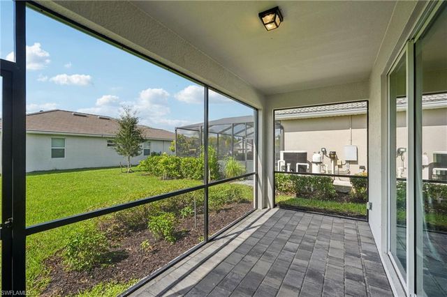 2445 Orchard ST, Naples, FL 34120