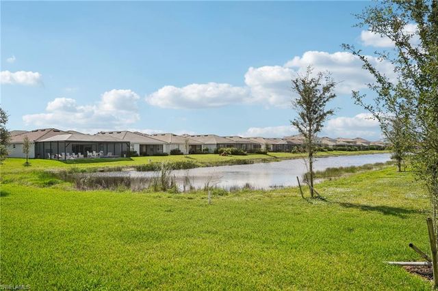 2445 Orchard ST, Naples, FL 34120