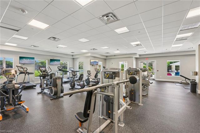 2445 Orchard ST, Naples, FL 34120