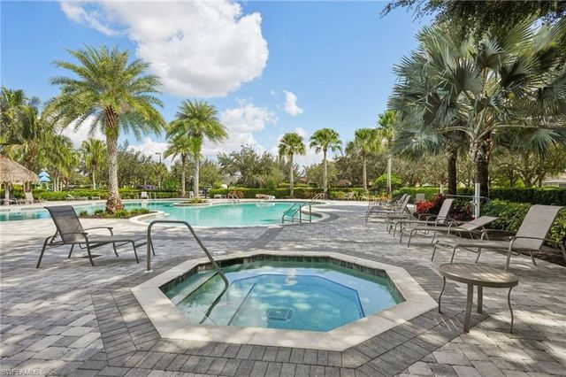 2445 Orchard ST, Naples, FL 34120