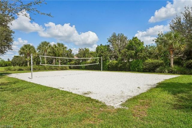 2445 Orchard ST, Naples, FL 34120