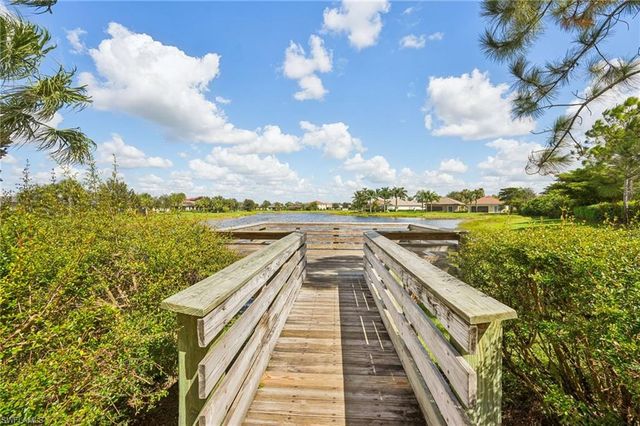 2445 Orchard ST, Naples, FL 34120