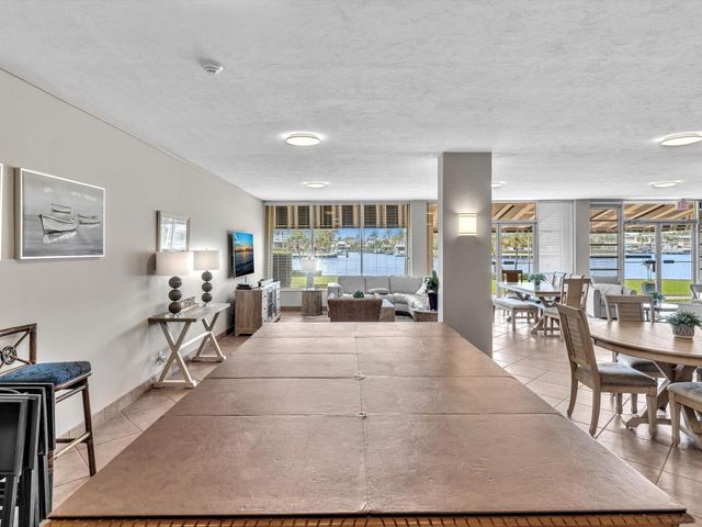 3100 S Ocean Boulevard 712, Highland Beach, FL 33487