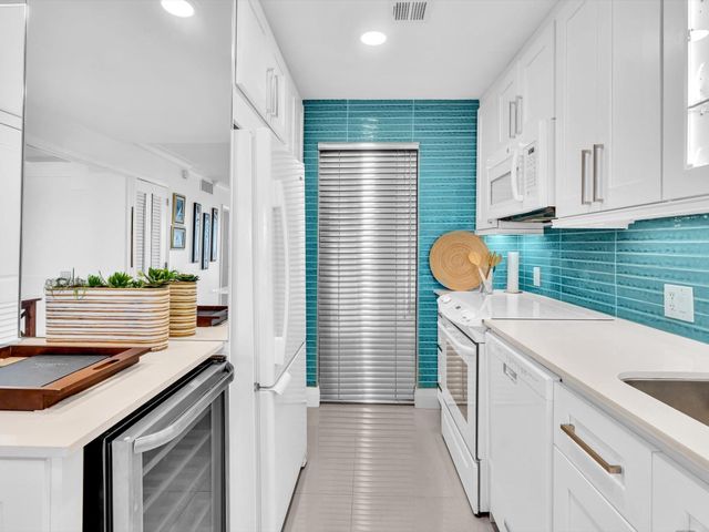 3100 S Ocean Boulevard 712, Highland Beach, FL 33487