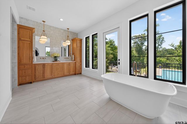 125 Lake Lou Ella, Bullard, TX 75757