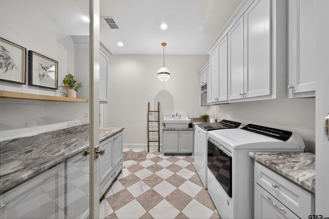 125 Lake Lou Ella, Bullard, TX 75757