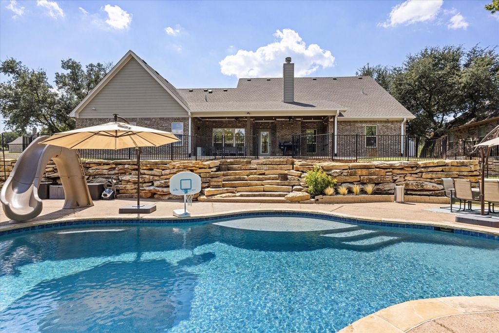 3868 Legend Trail, Granbury, TX 76049