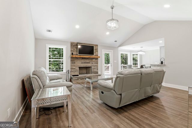 121 Churchill Court, Lagrange, GA 30241