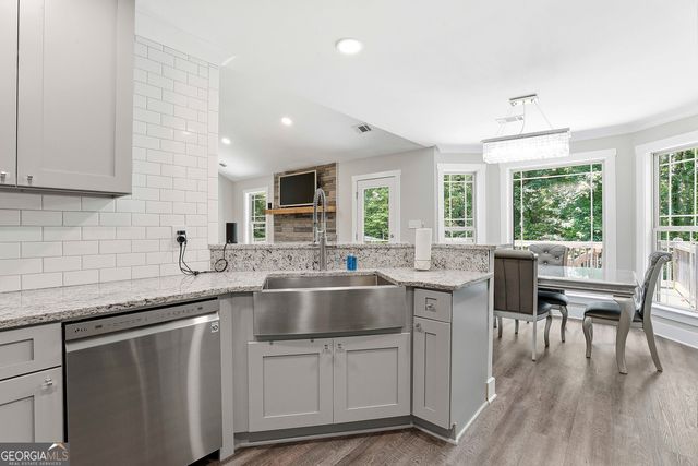 121 Churchill Court, Lagrange, GA 30241
