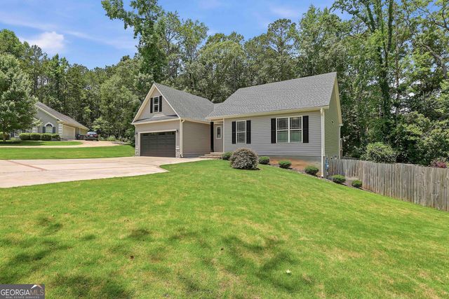 121 Churchill Court, Lagrange, GA 30241