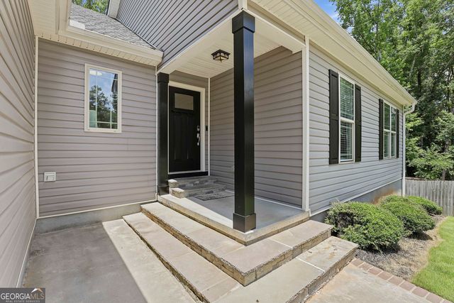121 Churchill Court, Lagrange, GA 30241