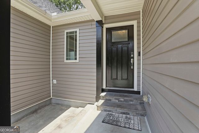 121 Churchill Court, Lagrange, GA 30241