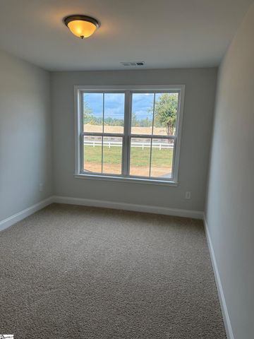 213 Lewes Avenue, Simpsonville, SC 29681