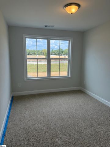 213 Lewes Avenue, Simpsonville, SC 29681