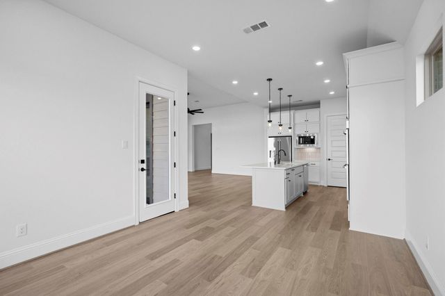 725 Cross Timbers Trace, Waller, TX 77484