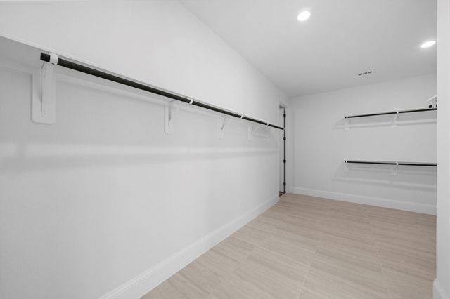 725 Cross Timbers Trace, Waller, TX 77484