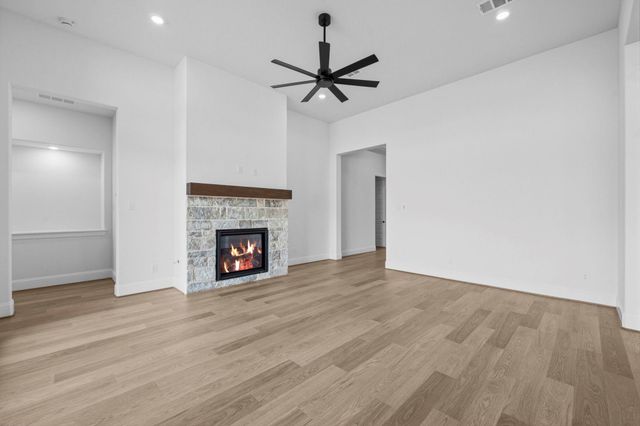 725 Cross Timbers Trace, Waller, TX 77484