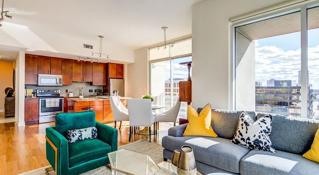 5250 Brownway Street 1901, Houston, TX 77056