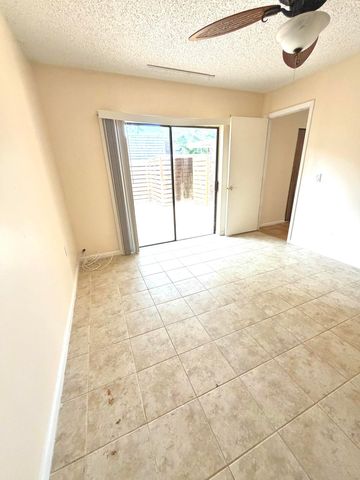 511 5th Terrace, Palm Beach Gardens, FL 33418