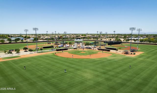 15176 W GRAY FOX Trail, Surprise, AZ 85387