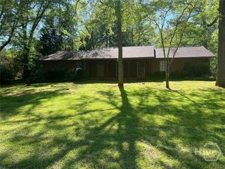 235 Weatherly Woods Drive, Winterville, GA 30683