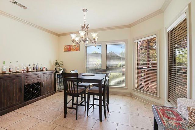 38562 Cardinal Ct, Prairieville, LA 70769