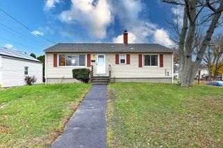 15 Utica Street, Milford, CT 06461